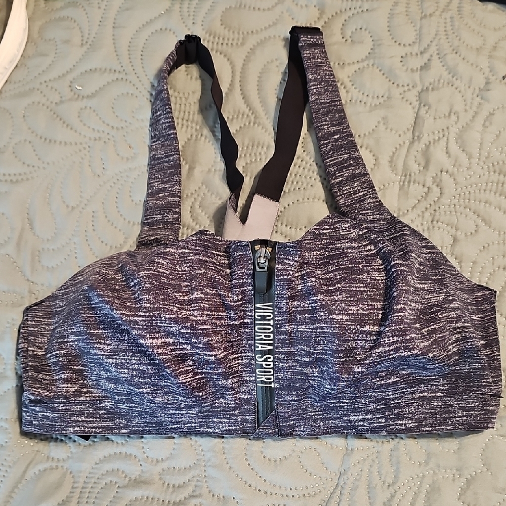 Victoria's Secret Full Coverage Sports Bra with Wide Straps and Front Zipper